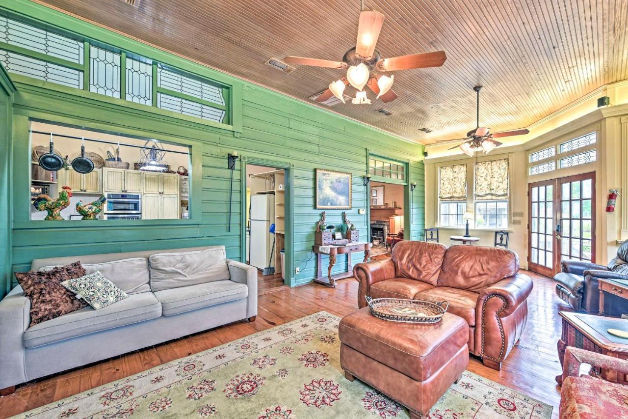 The Lilly House Historic Glen Rose Home With Porch! Zewnętrze zdjęcie