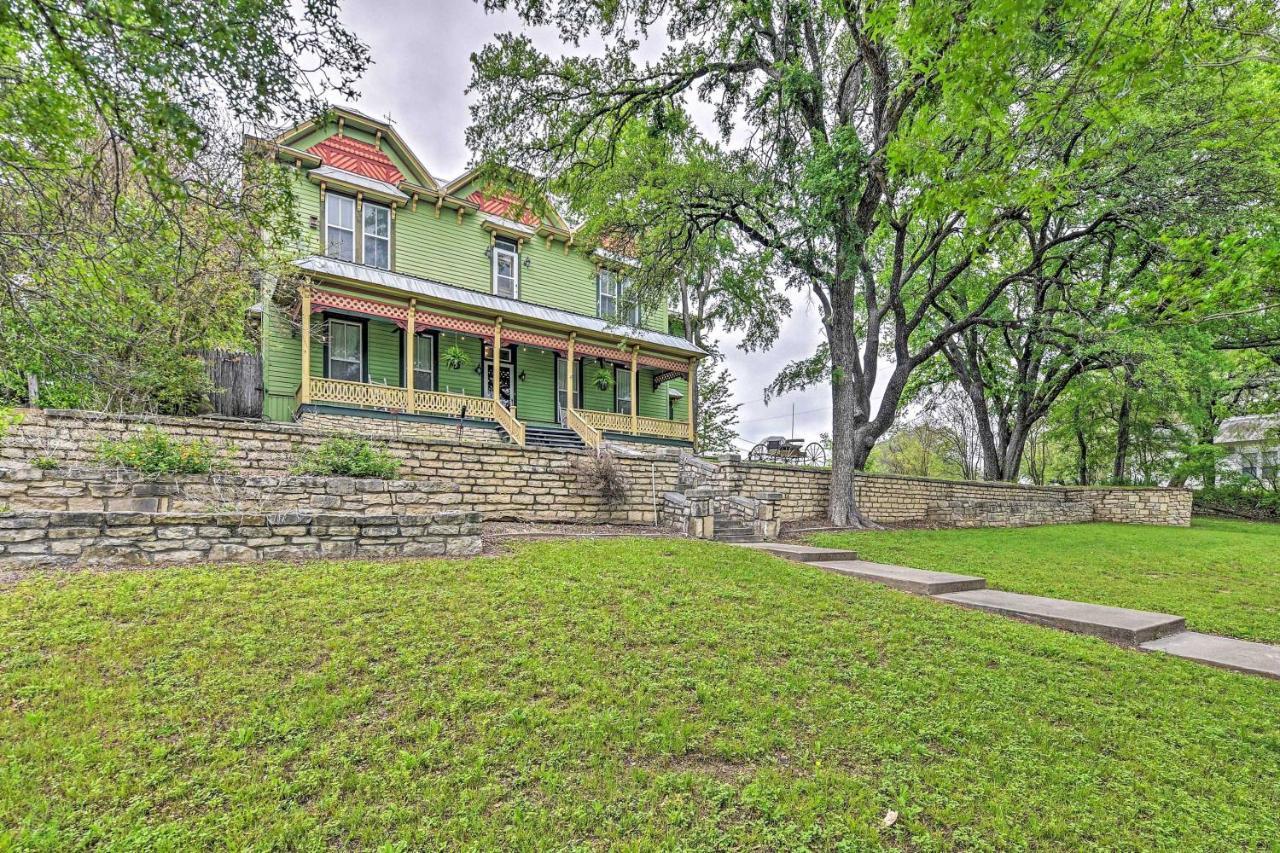 The Lilly House Historic Glen Rose Home With Porch! Zewnętrze zdjęcie